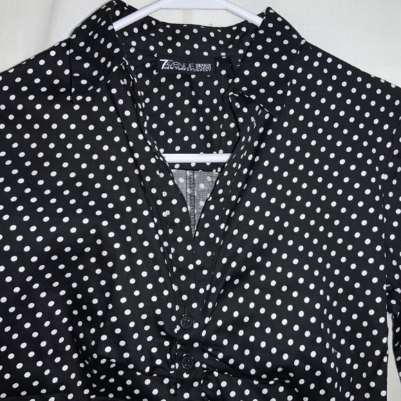 New York & company stretch blouse Sz S ruched Collar polka dot - Picture 4 of 8
